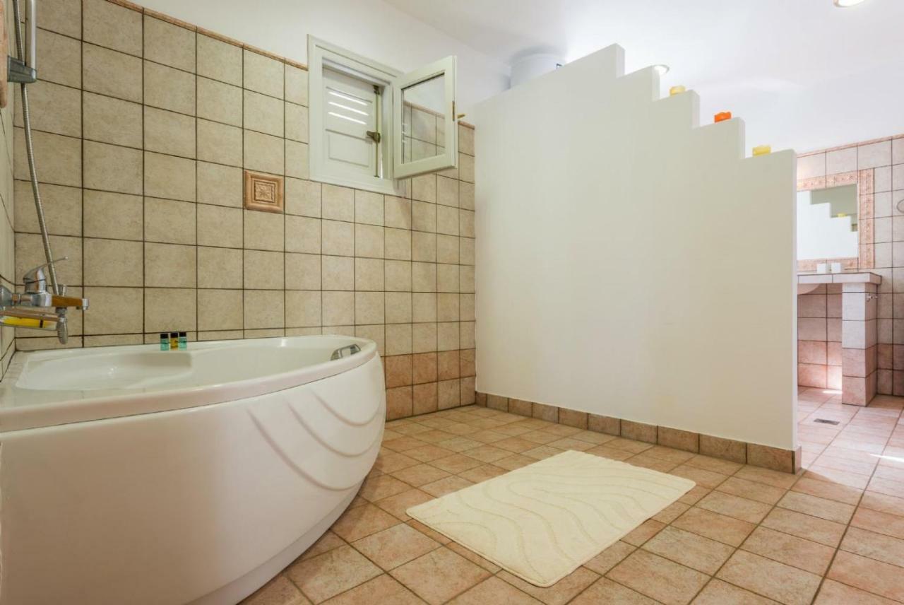 Isomata Villa Tassoula מראה חיצוני תמונה